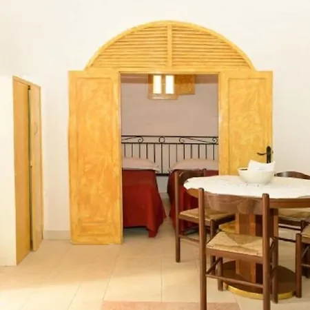 乡村民宿 Agritrulli 奥斯图尼